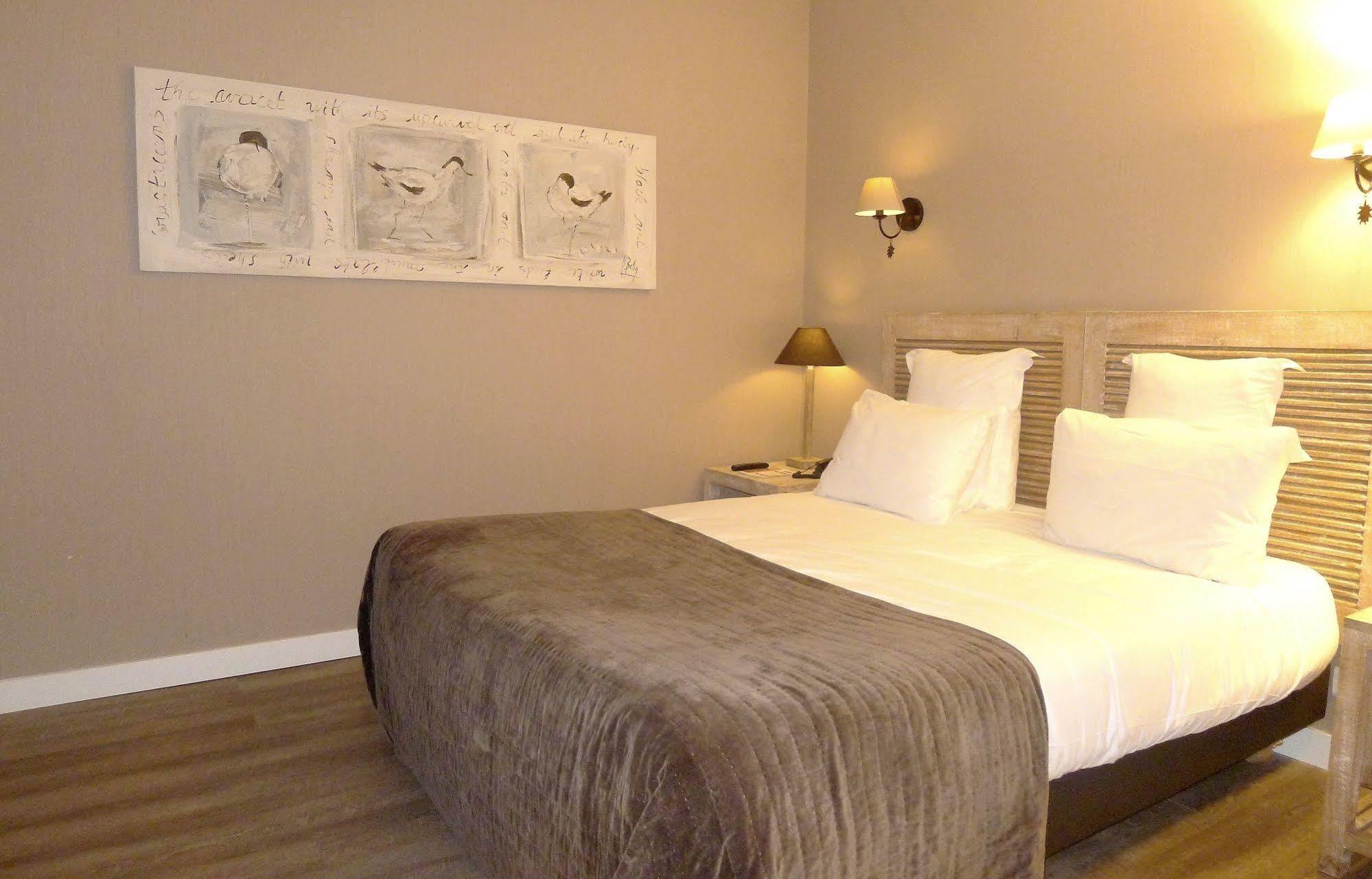 Cit'hotel Des Messageries Hotel 3*